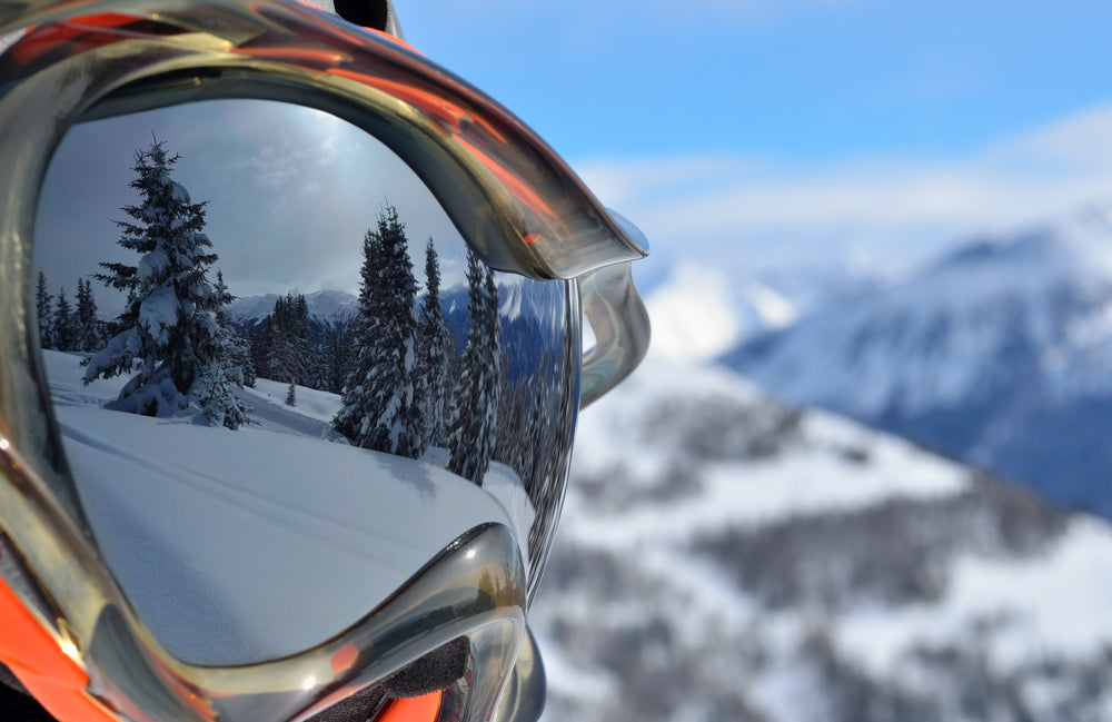 skiing goggles